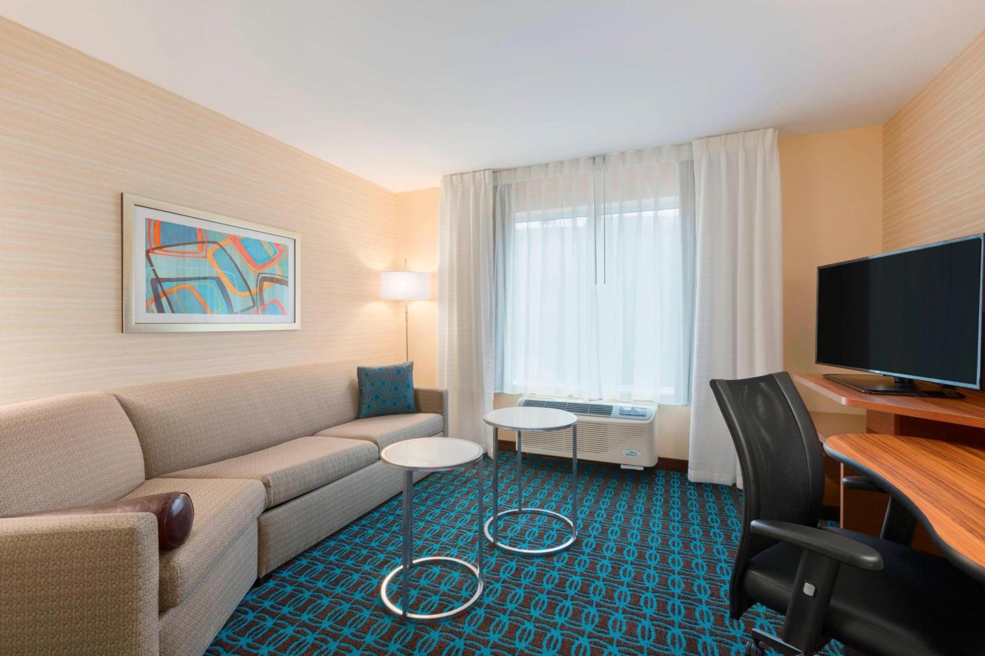 Hotel Fairfield & By Marriott Pittsburgh Airport/robinson Township Robinson Township