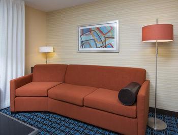 Fairfield & By Marriott Pittsburgh Airport/robinson Township