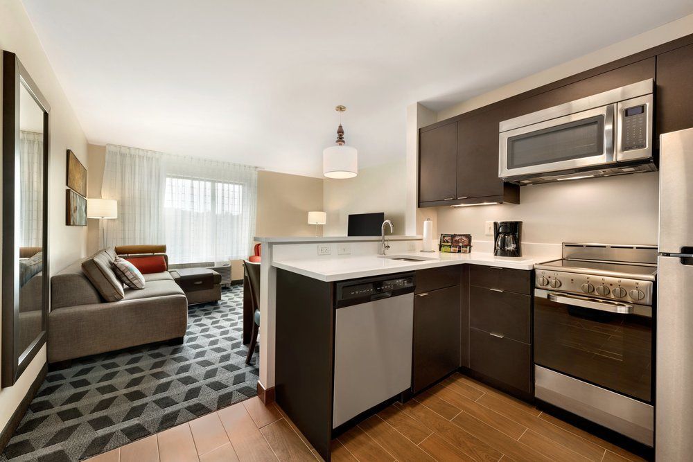 Fairfield & By Marriott Pittsburgh Airport/robinson Township 3*