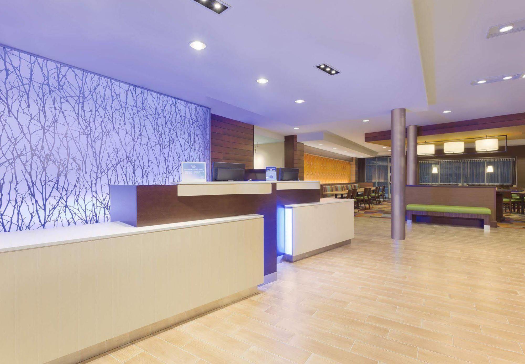 Hotel Fairfield & By Marriott Pittsburgh Airport/robinson Township Robinson Township