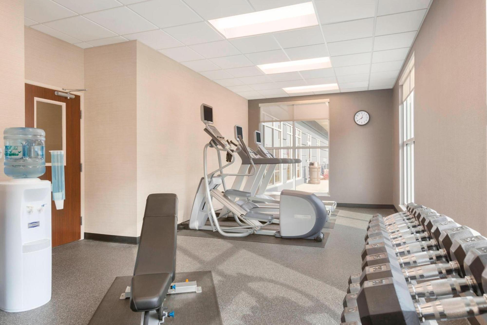 Fairfield & By Marriott Pittsburgh Airport/robinson Township Robinson Township
