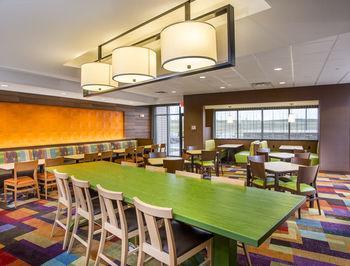 Fairfield & By Marriott Pittsburgh Airport/robinson Township Hotel 3*